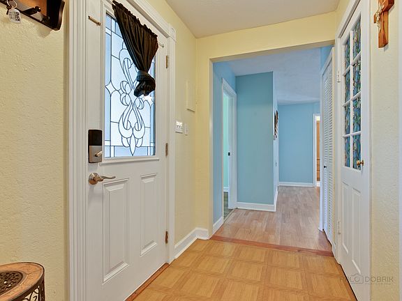 2nd image of 117 Pigeon Ave