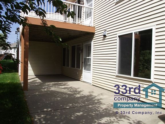 2nd image of 529 Lake View Dr