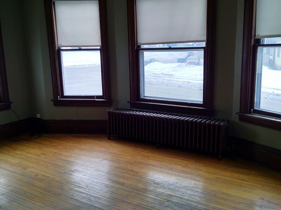 2nd image of 102 E Pleasant St APT 5