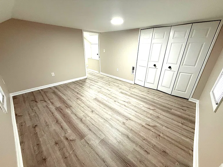 Upstairs bedroom & closet #2