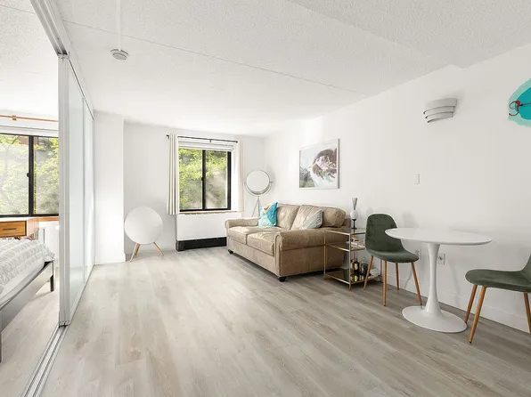 280 Rector Pl APT 2K, New York, NY 10280