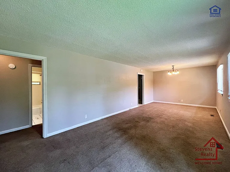 409 Donaldson Rd — Photo 4