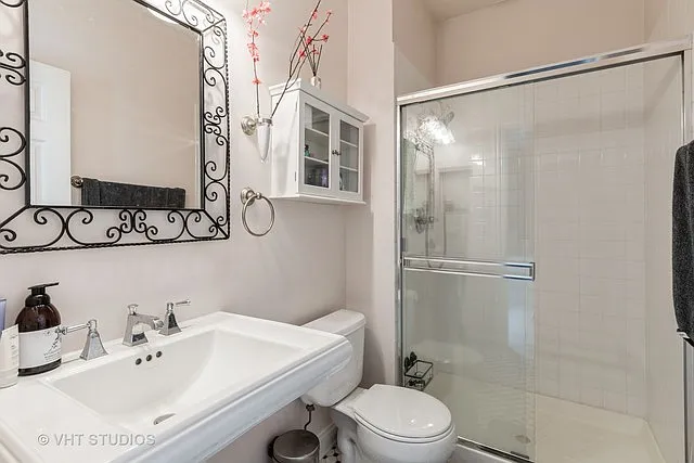 1867 Admiral Ct — Photo 14