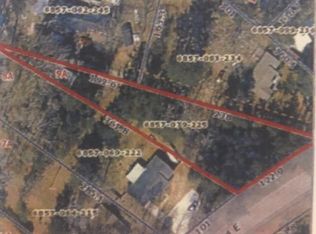 1011 Laurel Rd E, Greenwood, SC 29649