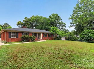 5326 Robinhood Rd, Charlotte, NC 28211