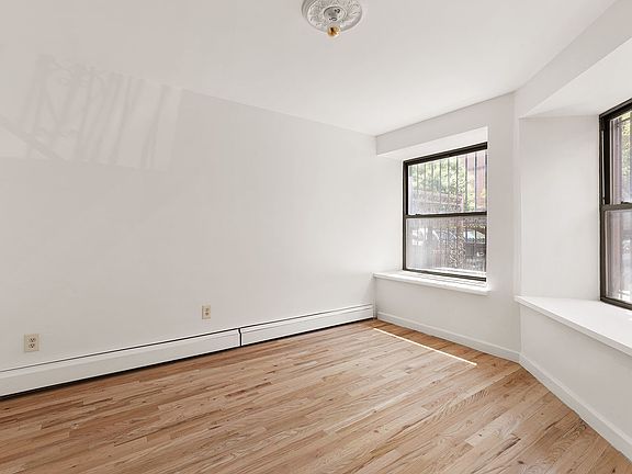 4th image of 279 Madison St APT 1