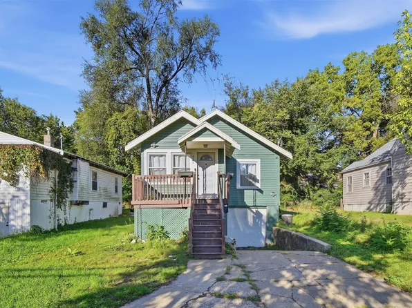 926 28th St, Des Moines, IA 50312