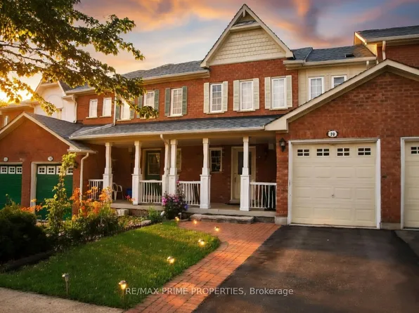 14 Forest Valley Rd, Markham, ON L6E 1T9