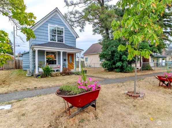 6413 S Warner Street, Tacoma, WA 98409