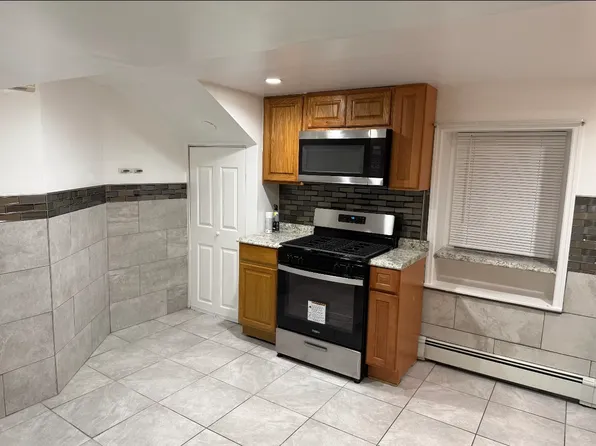 349 Warwick Ave Floor 2, Mount Vernon, NY 10553