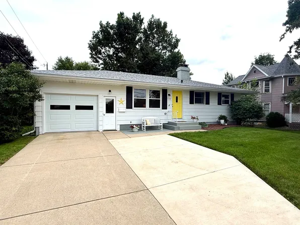 2300 18th Ave, Monroe, WI 53566