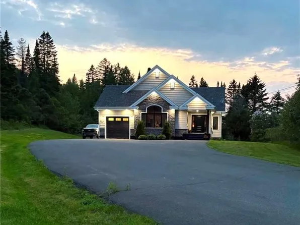 7 Perron, Atholville, NB E3N 5L2