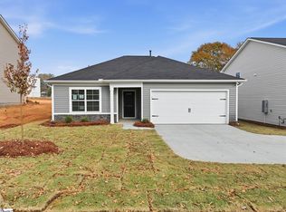 1014 S Welcome Rd, Greenville, SC 29611