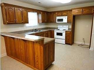 2nd image of 129 Sunrise Dr