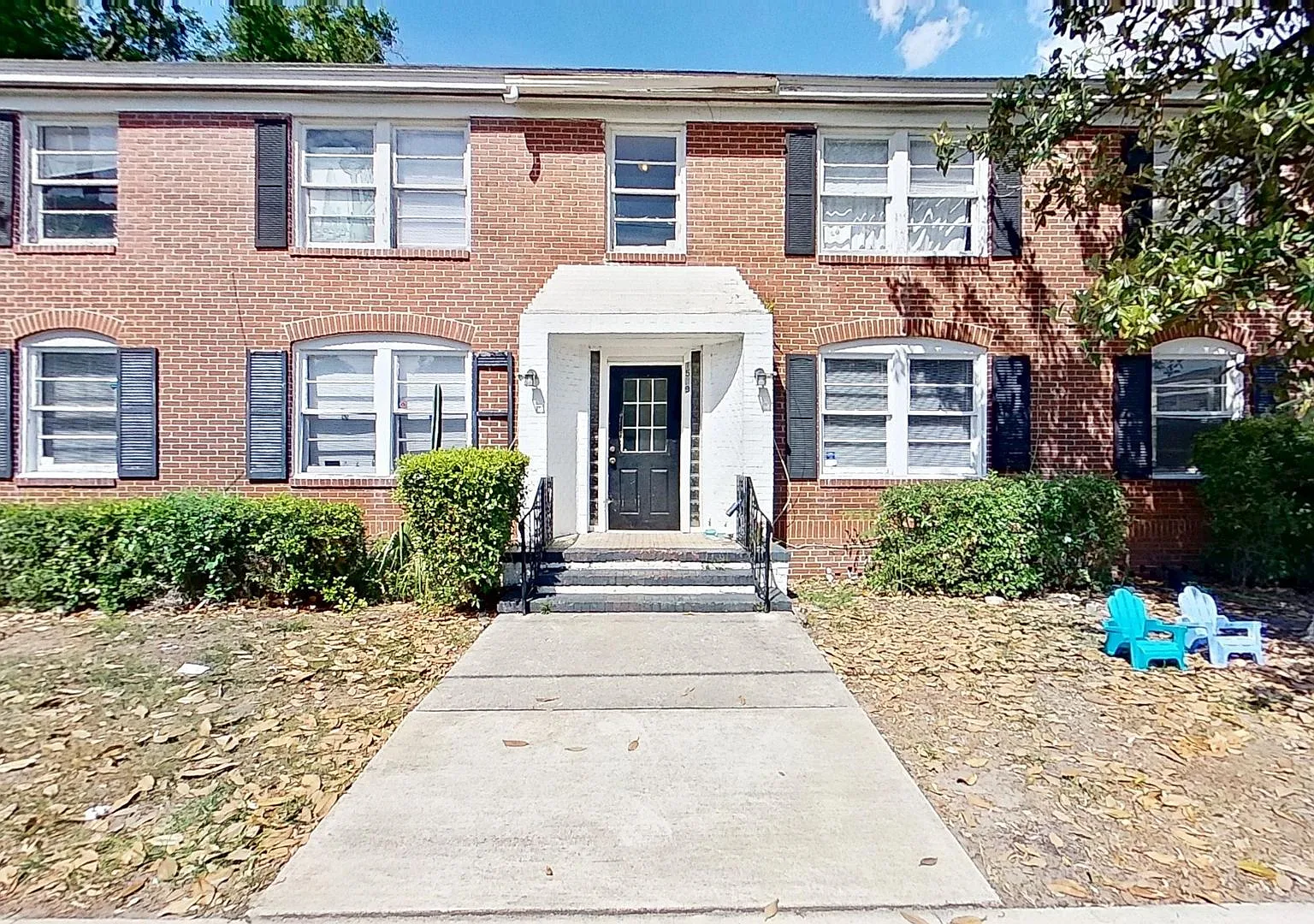 McDuff Ave S Quad — Photo 1