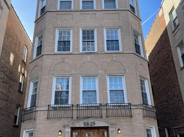 2625 W Greenleaf Ave, Chicago, IL 60645