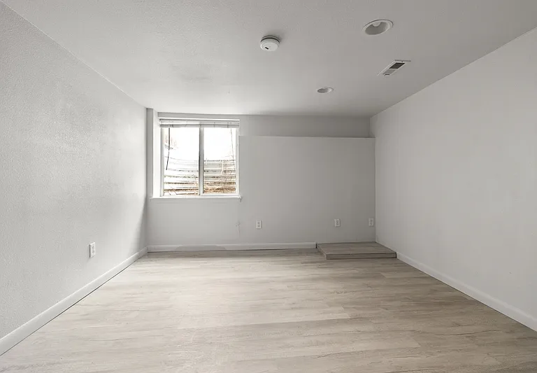 4757 S Jason St — Photo 17