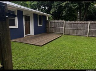 27 Otsego Ave, Dix Hills, NY 11746