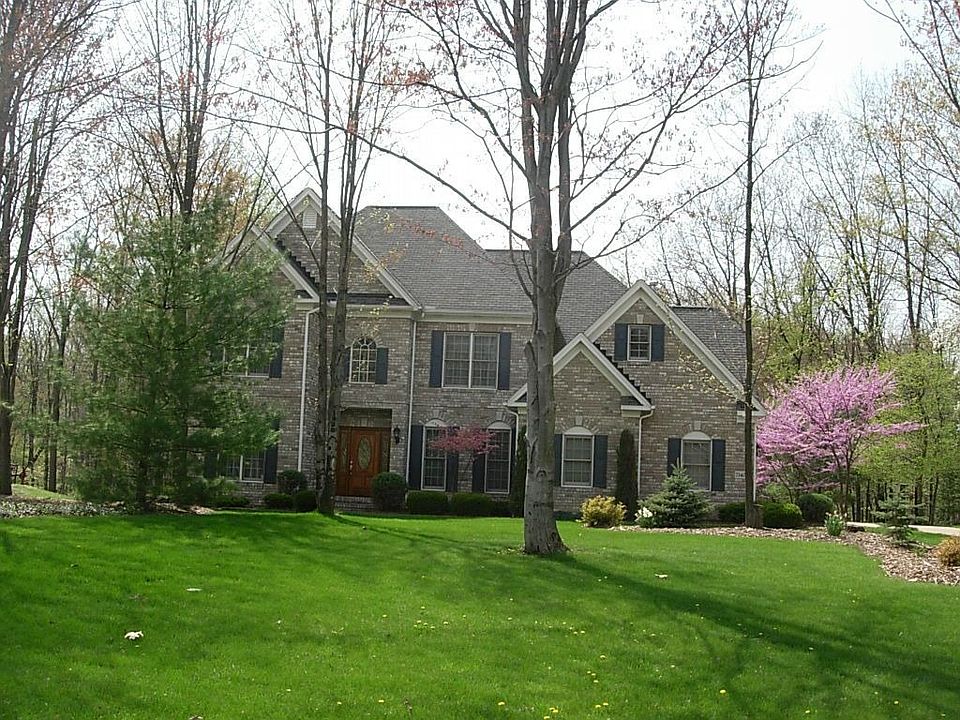 1st image of 7140 Brenda Lee Dr