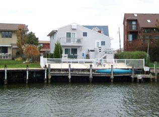 526 Bayview Dr, Toms River, NJ