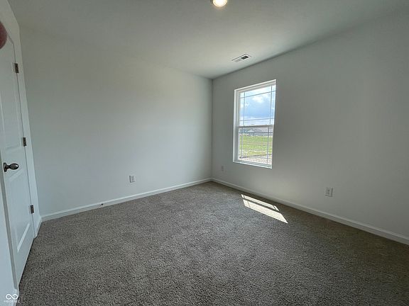 5th image of 1307 Fleming Dr