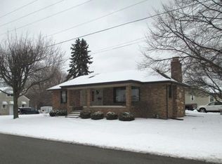 1803 Walnut St, Peru, IL 61354