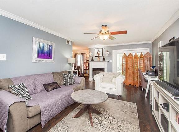 4th image of 406 Parkview Blvd #406
