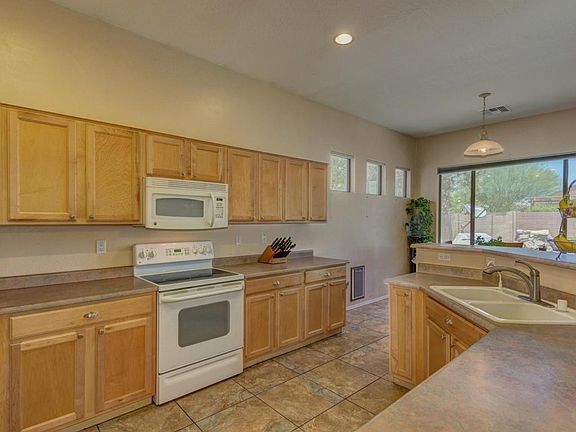 5th image of 18516 W San Carlos Dr