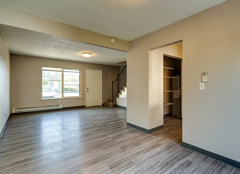 Rio Vista Townhomes — Photo 3