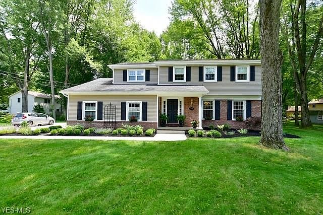1st image of 917 Greyledge Pl
