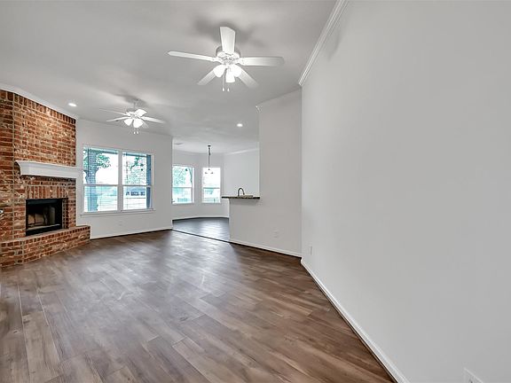 5th image of 47 Presidio Rd