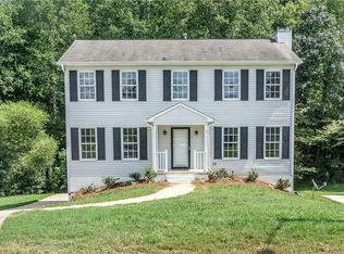 3906 Magnolia Place Ln, Winston Salem, NC 27107