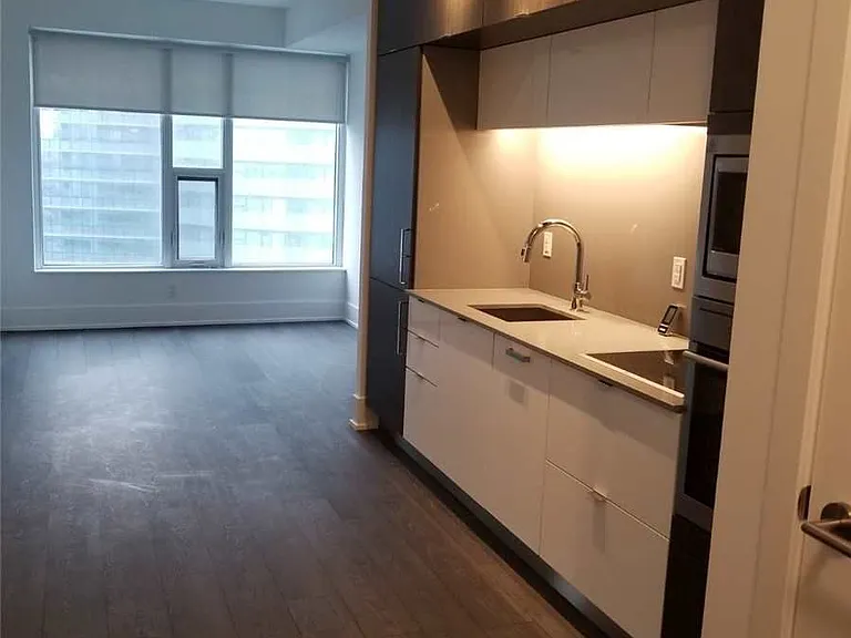 10 York St #3102 — Photo 6