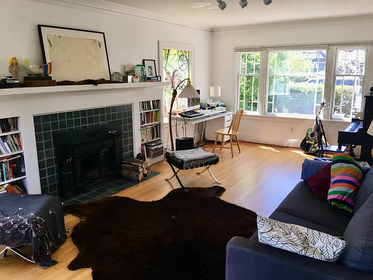 1231 Warren Ave N #1 — Photo 8