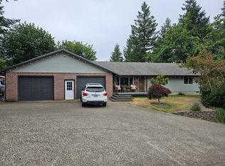 808 NE Alder St, Toledo, OR 97391