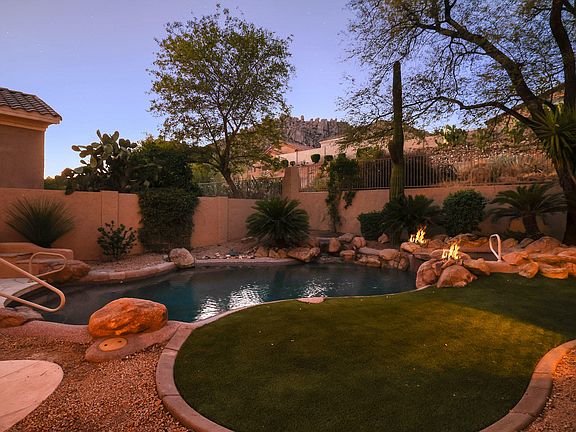 2nd image of 11570 E Desert Holly Dr