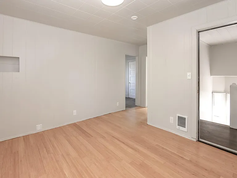 3719 S Thompson Ave #4 — Photo 5