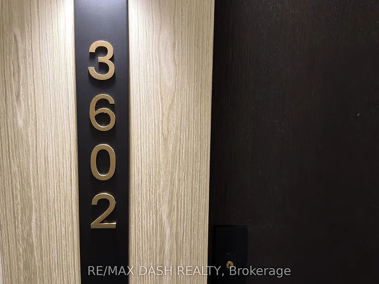 20 Soudan Ave #3602 — Photo 5