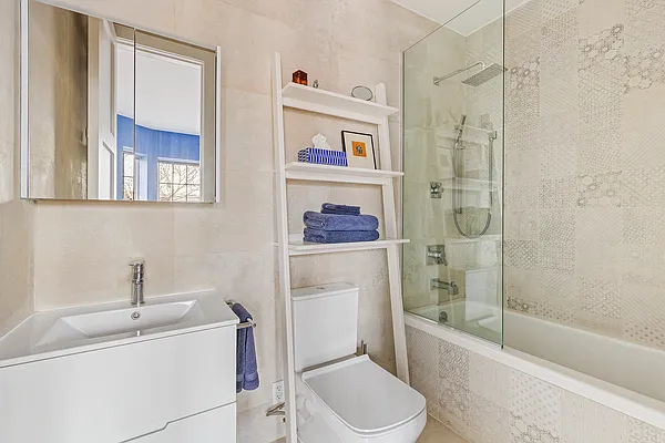 Sold by Compass | media 12