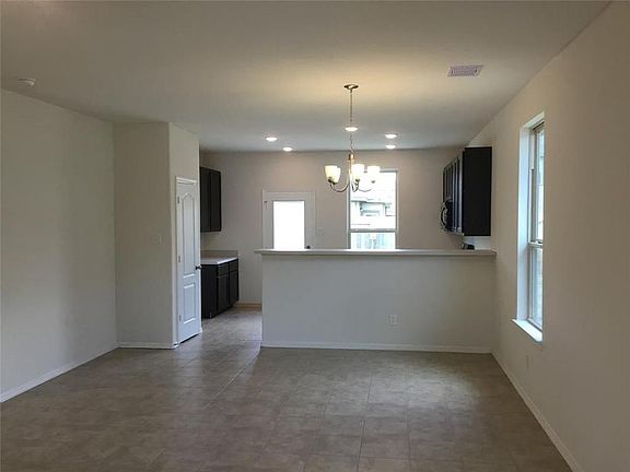2nd image of 9935 Meadow Thistle Ln