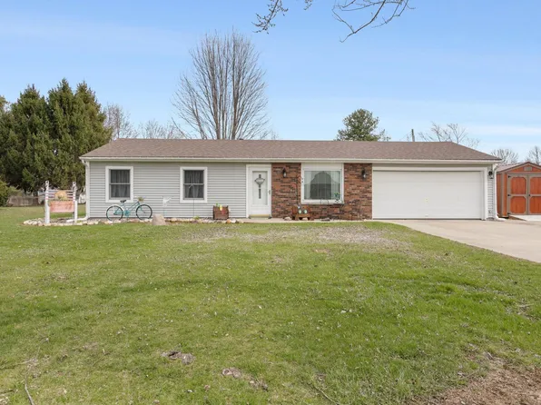70862 Tecumseh Dr, Nappanee, IN 46550