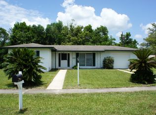 1242 E Lombardy Dr, Deltona, FL 32725