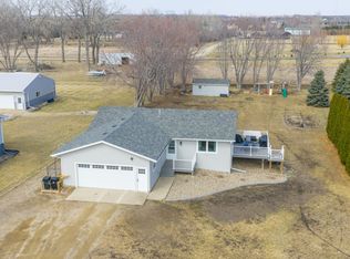 44712 173rd St, Watertown, SD 57201
