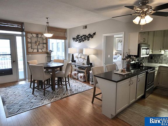 5th image of 128 N 13th St APT 906