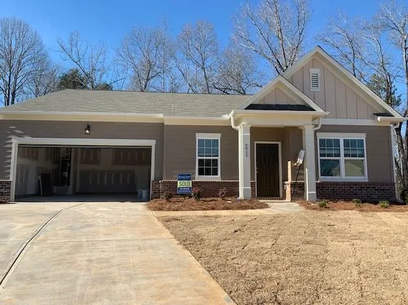 4815 Minnow Ln, Cumming, GA 30028