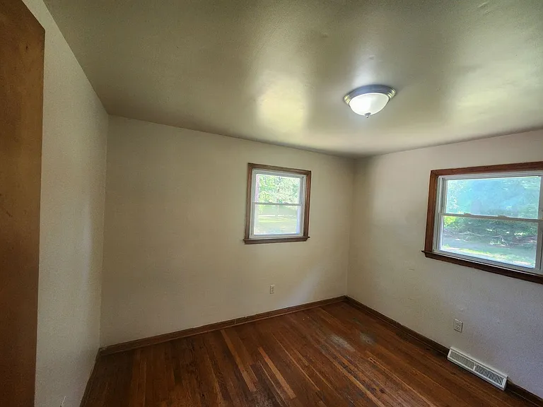 15713 S Crater Rd — Photo 10