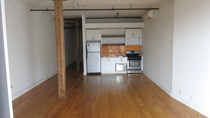 Rented by Wyckoff Heights Realty Inc. | media 21