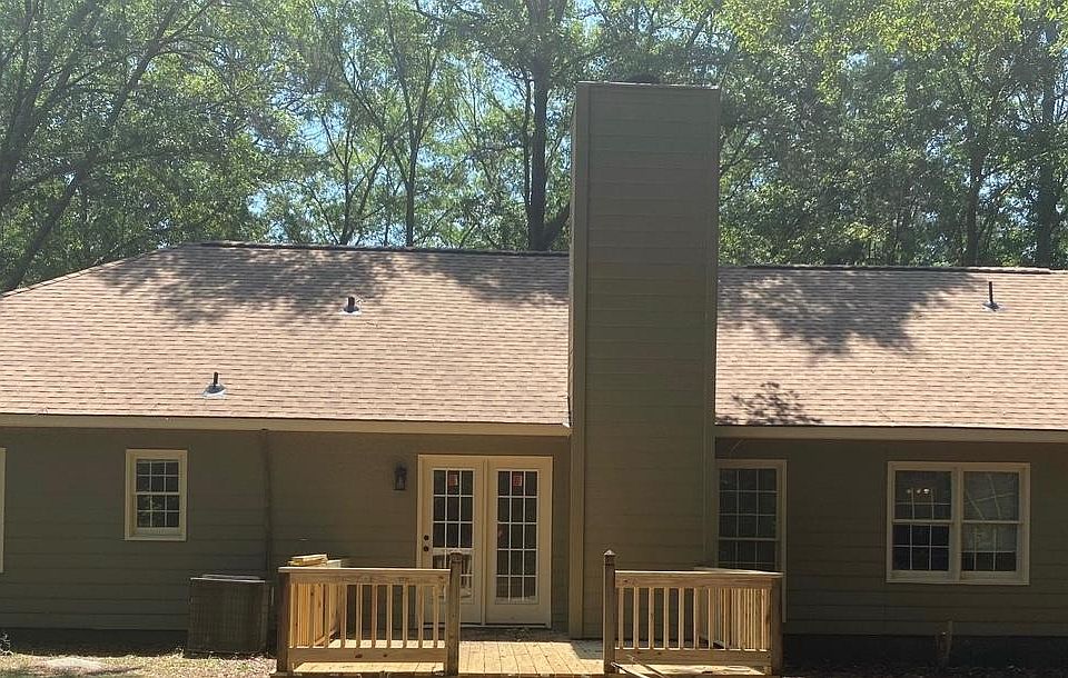 2nd image of 128 Hunters Way