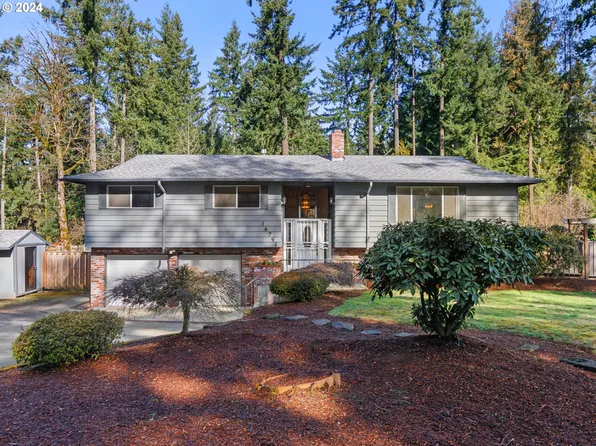 16745 S Annette Dr, Oregon City, OR 97045