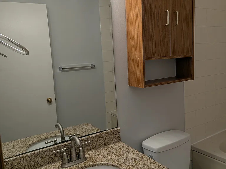 62 Talbot St #5 — Photo 9